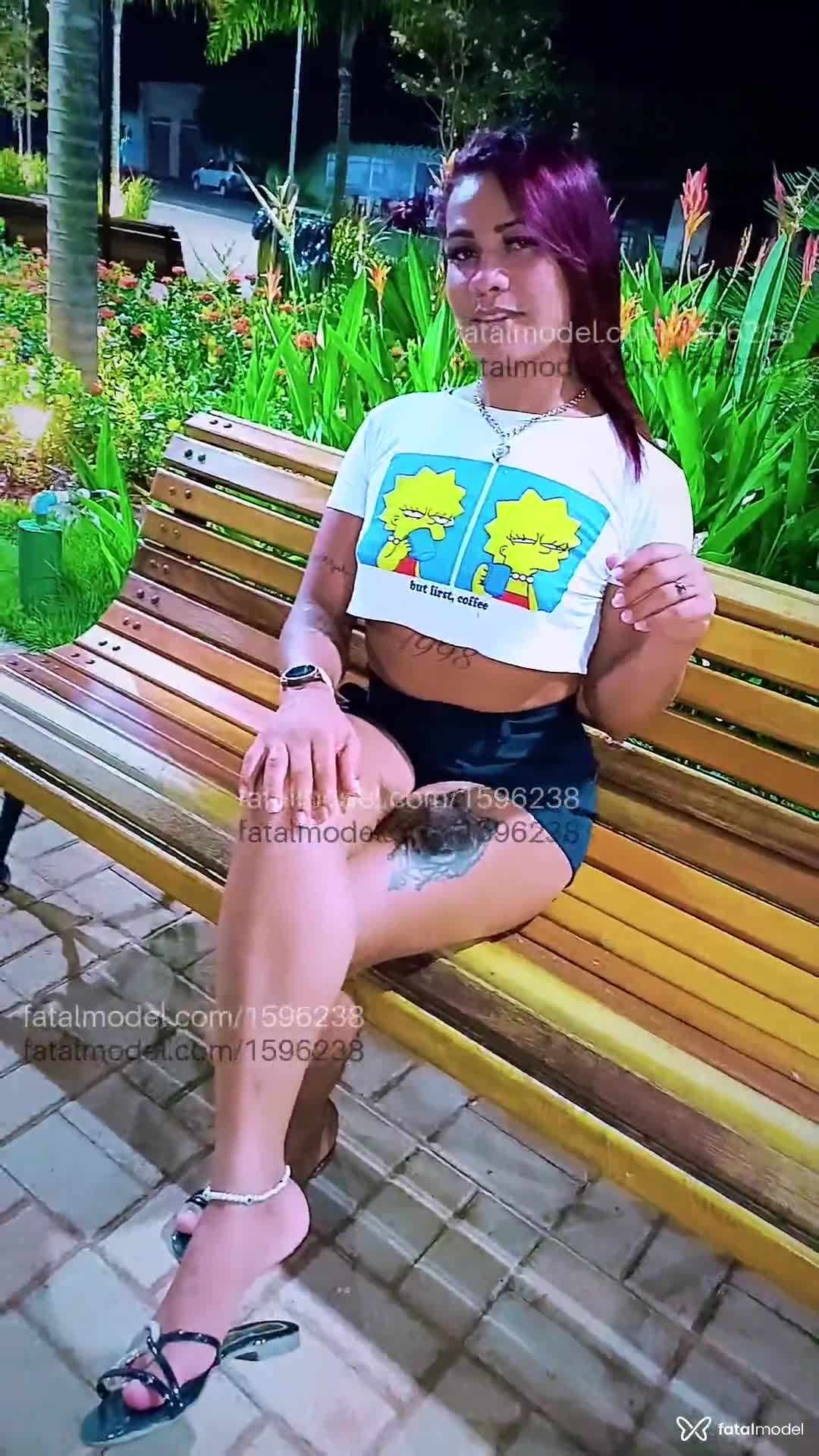 Acompanhante mulher trans morena (o) de olhos castanhos em Água Clara - Karol