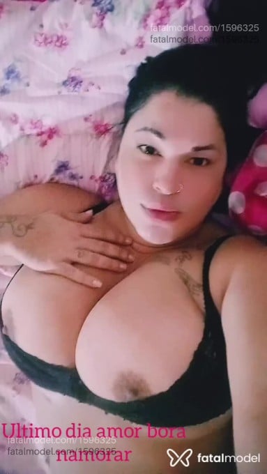Acompanhante mulher com cabelo colorido de olhos castanhos em Vitória da Conquista - Brendely