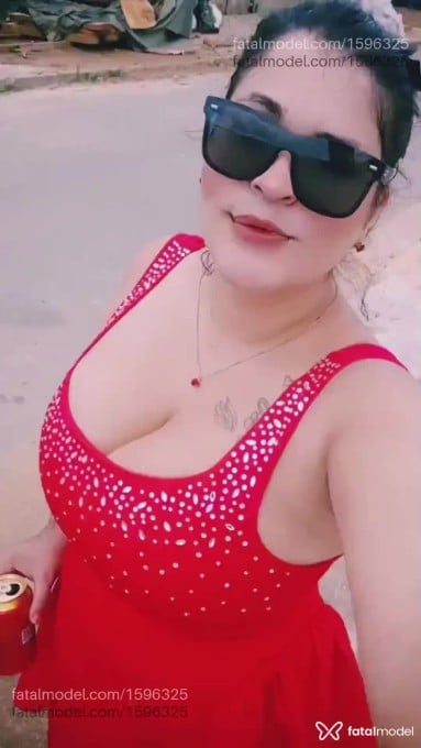 Acompanhante mulher com cabelo colorido de olhos castanhos em Vitória da Conquista - Brendely