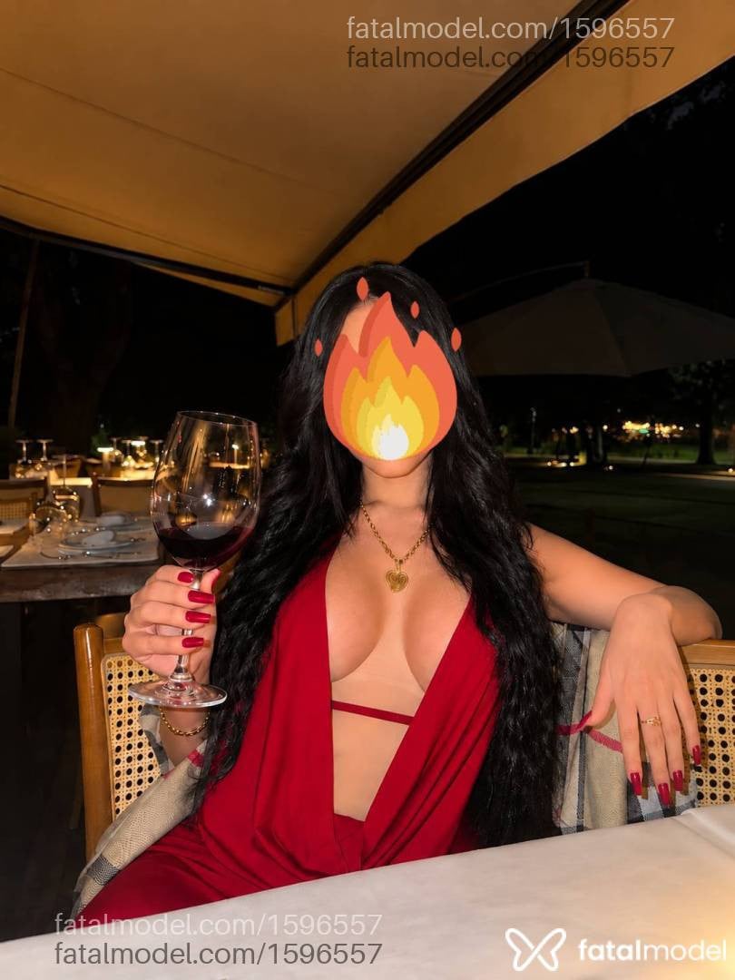 Acompanhante mulher morena (o) de olhos mel - Manuelle Mendes