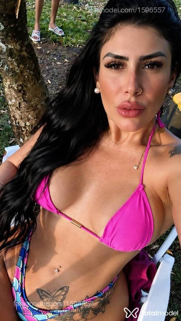Acompanhante mulher morena (o) de olhos mel - Manuelle Mendes