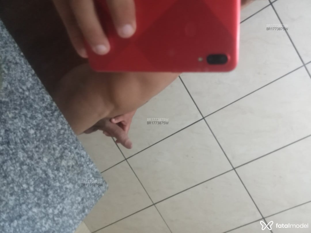Acompanhante homem com cabelo castanho de olhos castanhos em Goiânia - Frank