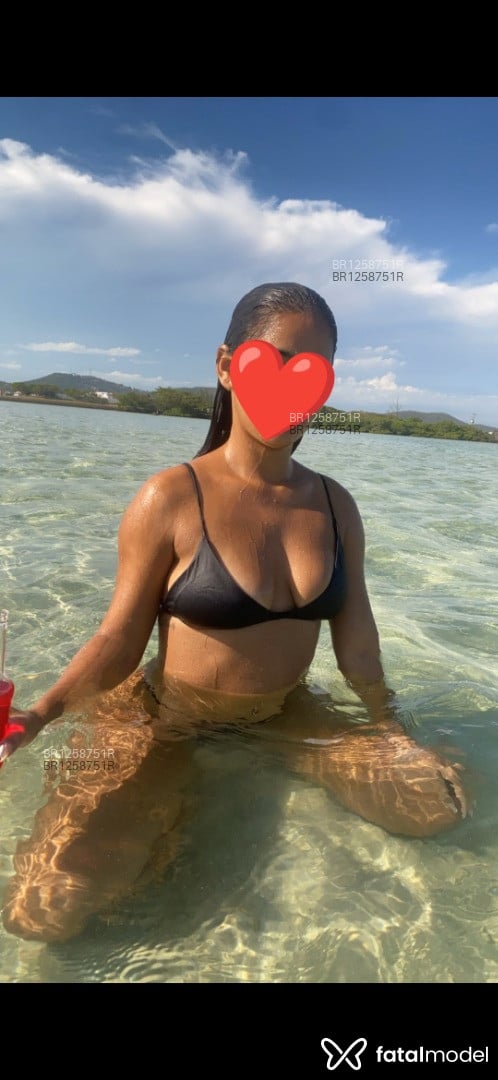Acompanhante mulher morena (o) de olhos castanhos em Pará de Minas Acompanhante mulher morena (o) de olhos castanhos em Pará de Minas - Pérola