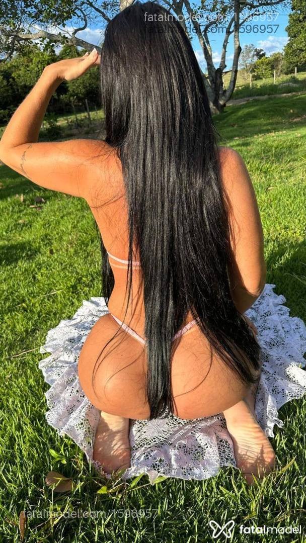 Acompanhante mulher com cabelo castanho de olhos mel em Morrinhos - Laiss