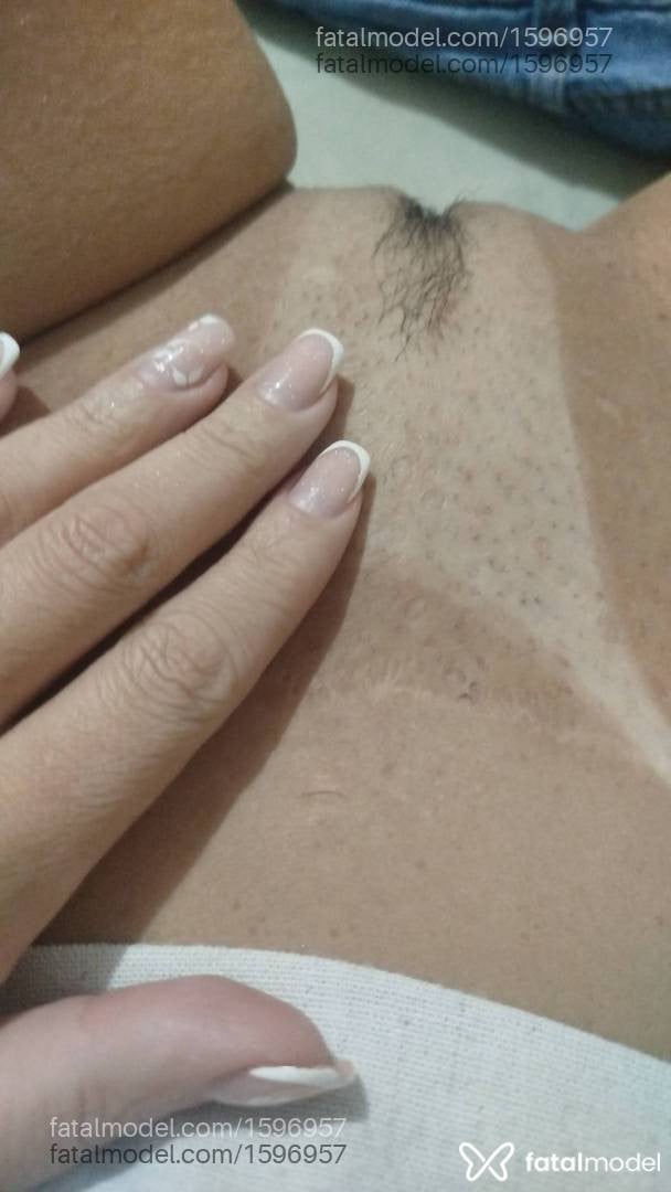 Acompanhante mulher com cabelo castanho de olhos mel em Catalão - Laiss