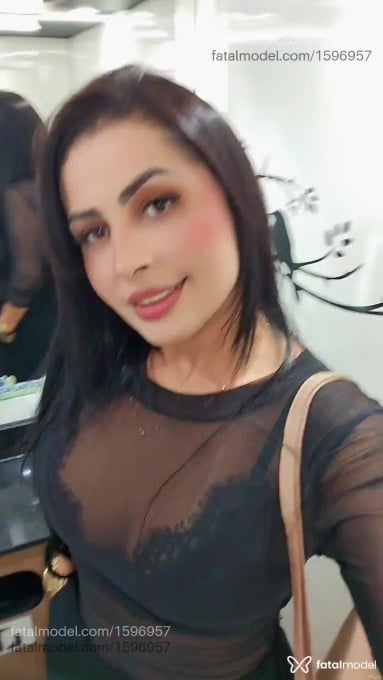 Acompanhante mulher com cabelo castanho de olhos mel em Morrinhos - Laiss