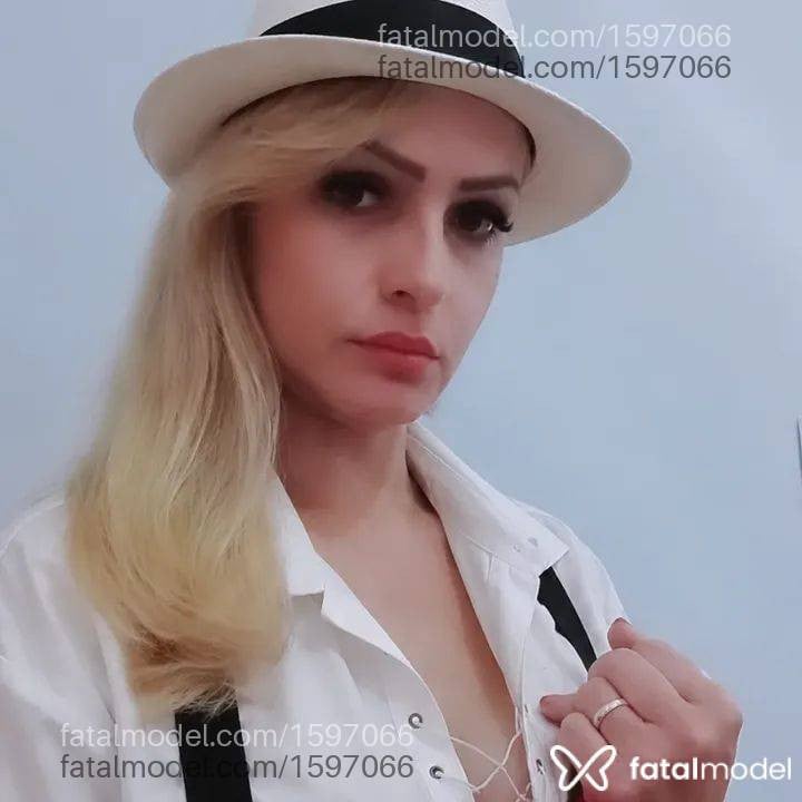 Acompanhante travesti loira (o) de olhos verdes - AMANDA RIBEIRO
