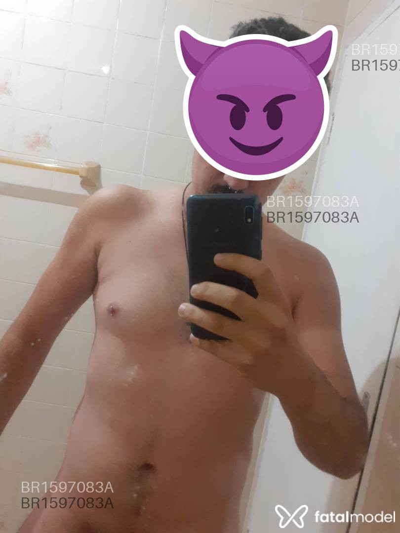 Acompanhante homem loira (o) de olhos castanhos em Varginha - Gabe lyra