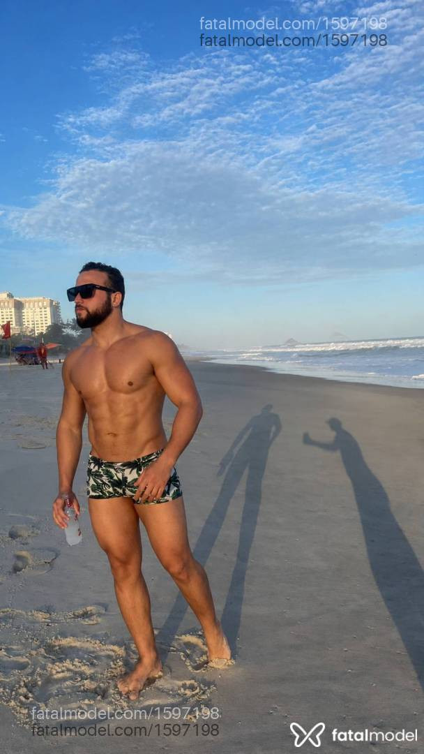 Acompanhante homem loira (o) de olhos azuis em Rio de Janeiro - Bruno