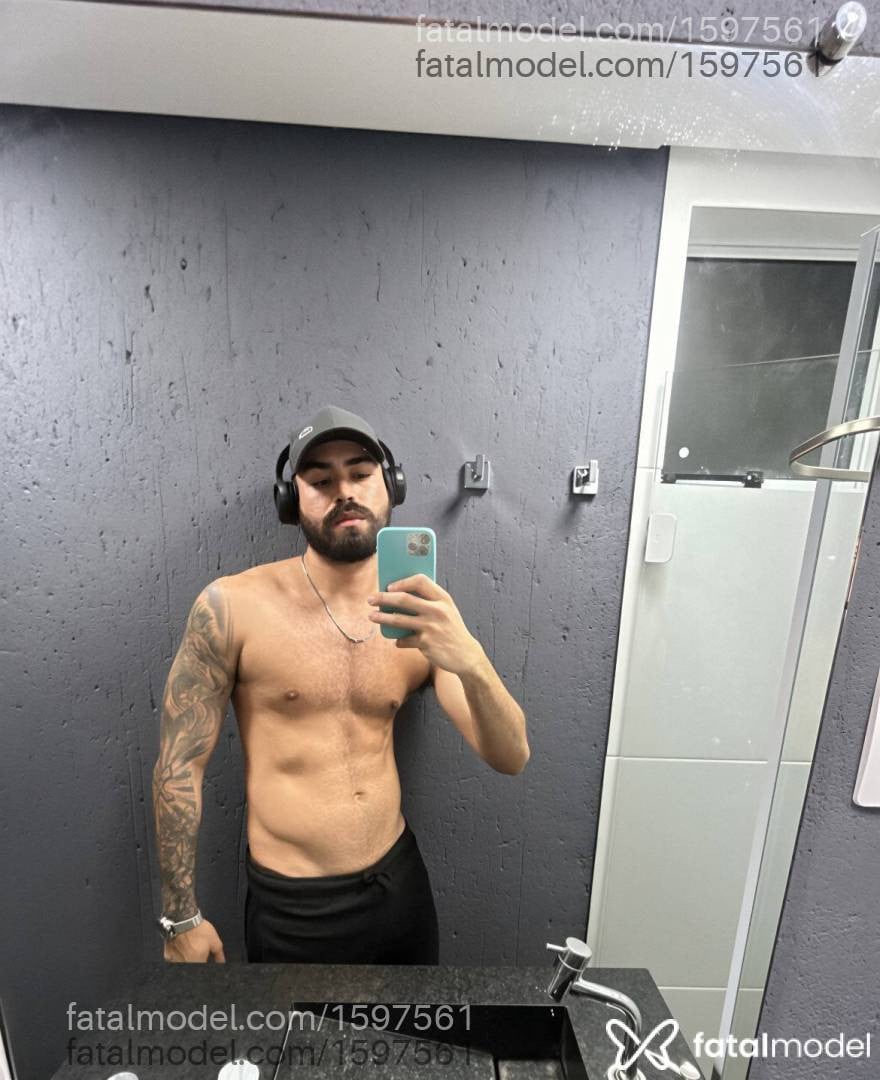 Acompanhante homem morena (o) de olhos castanhos em São Paulo - Victor silva