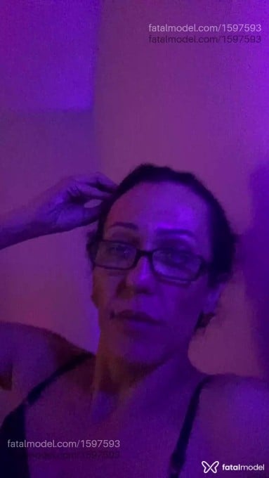 Acompanhante mulher trans morena (o) de olhos verdes em Araraquara - Ellyyn Tranns