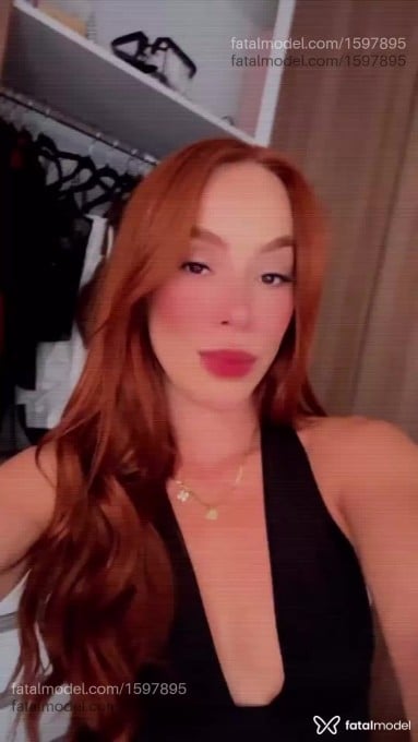 Acompanhante mulher ruiva (o) de olhos castanhos em Governador Valadares - Marina