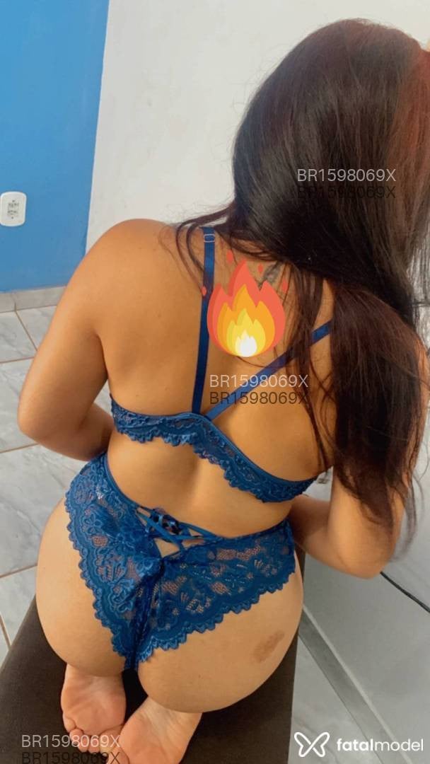 Acompanhante mulher com cabelo castanho de olhos castanhos em Primavera do Leste - Manu Prado