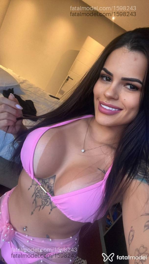 Acompanhante mulher com cabelo castanho de olhos pretos em Montes Claros - Jade Ferreira