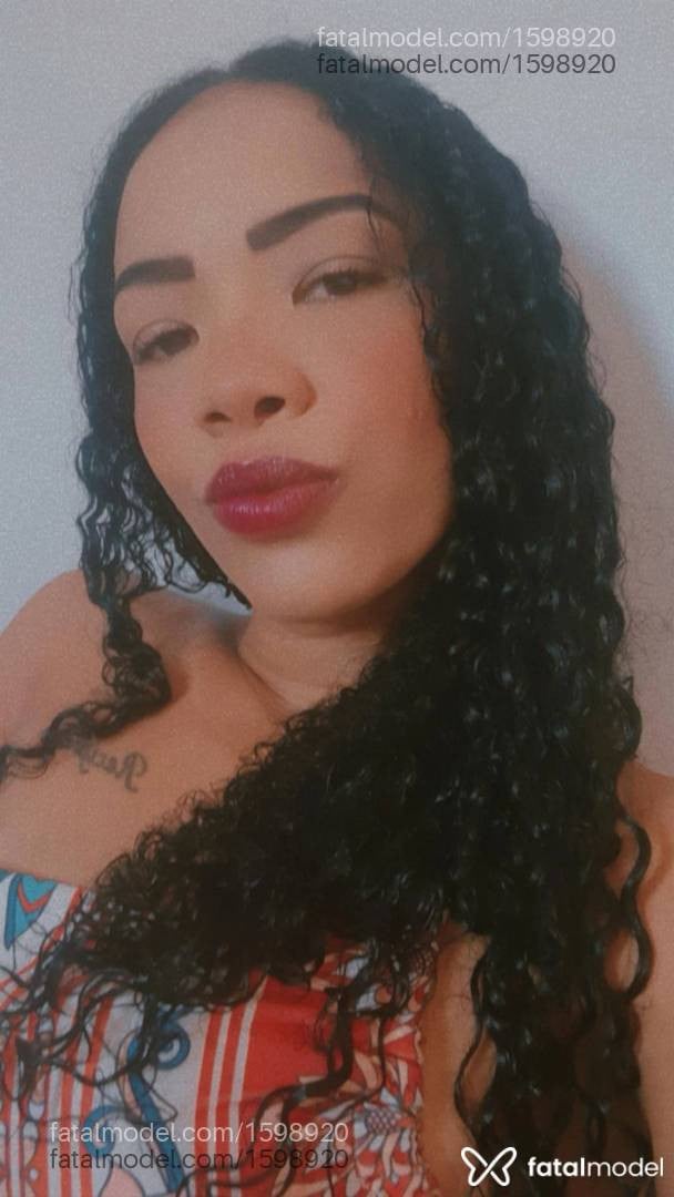 Acompanhante mulher morena (o) de olhos castanhos - Bruninha