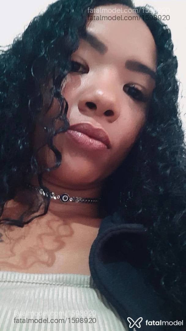 Acompanhante mulher morena (o) de olhos castanhos - Bruninha