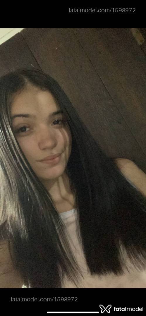 Acompanhante mulher morena (o) de olhos castanhos em Pelotas - Tainá