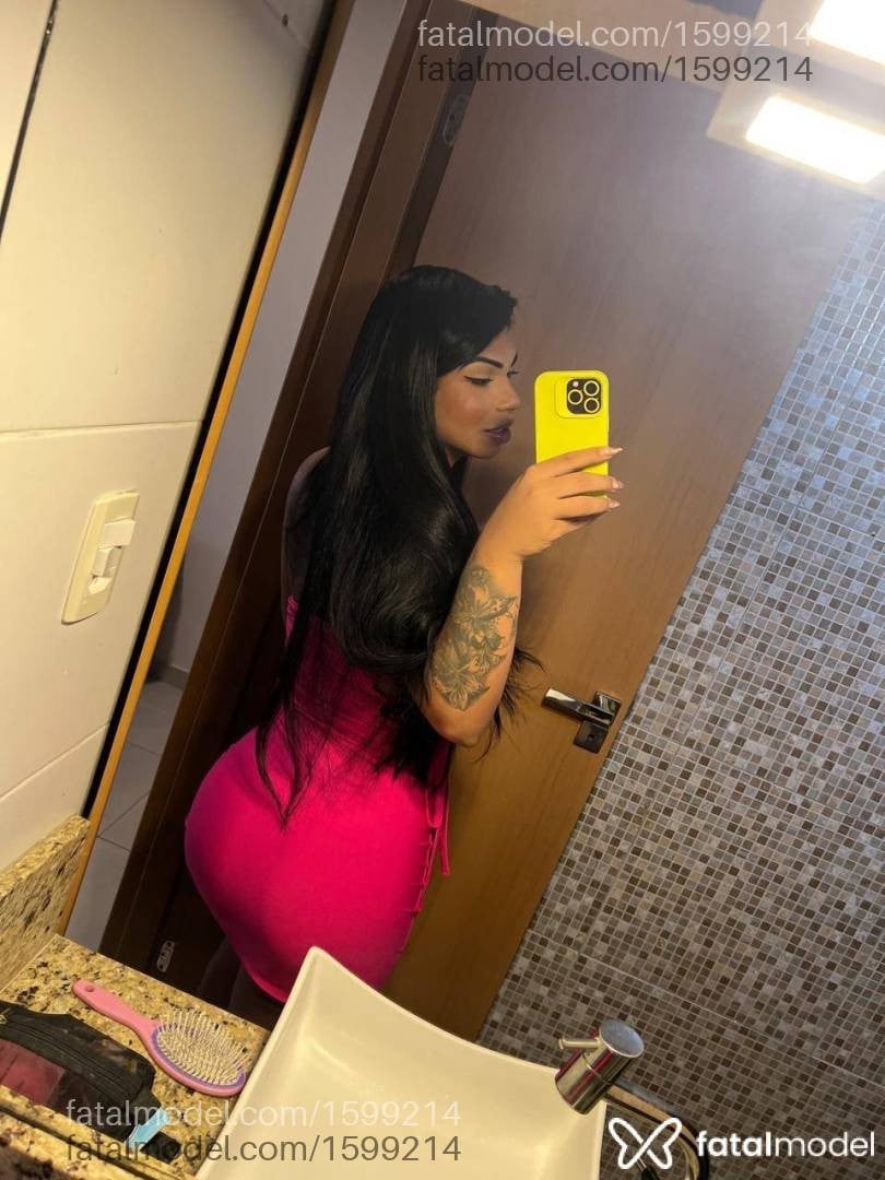 Acompanhante travesti morena (o) de olhos pretos - Lauanny Medeiros