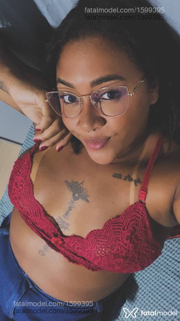 Acompanhante mulher com cabelo castanho de olhos castanhos em Rio de Janeiro - Maya Prado