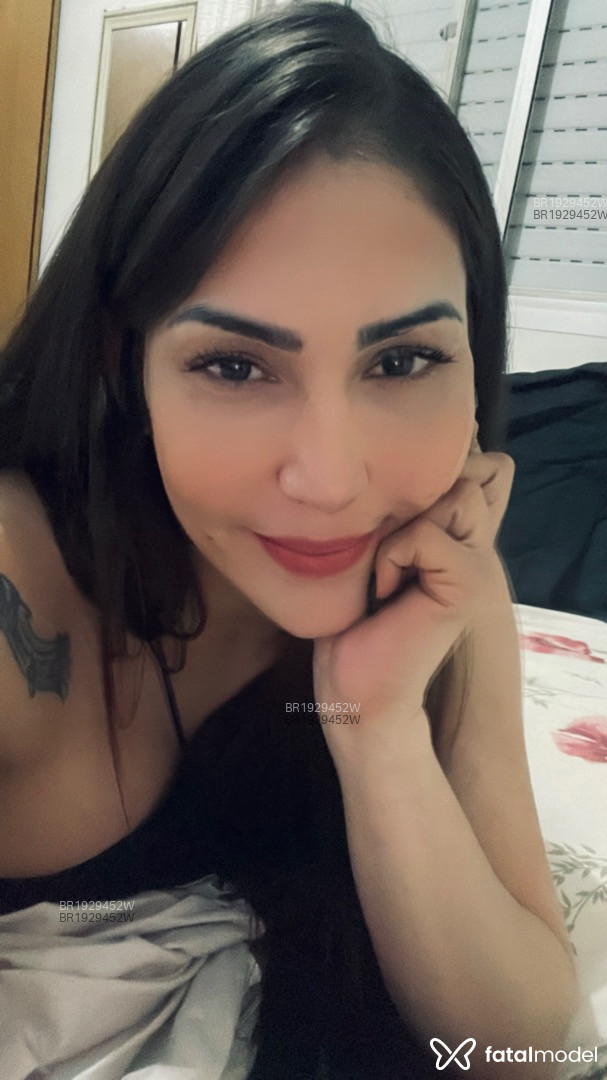Acompanhante mulher com cabelo castanho de olhos castanhos em São Paulo - Gaby Freitas