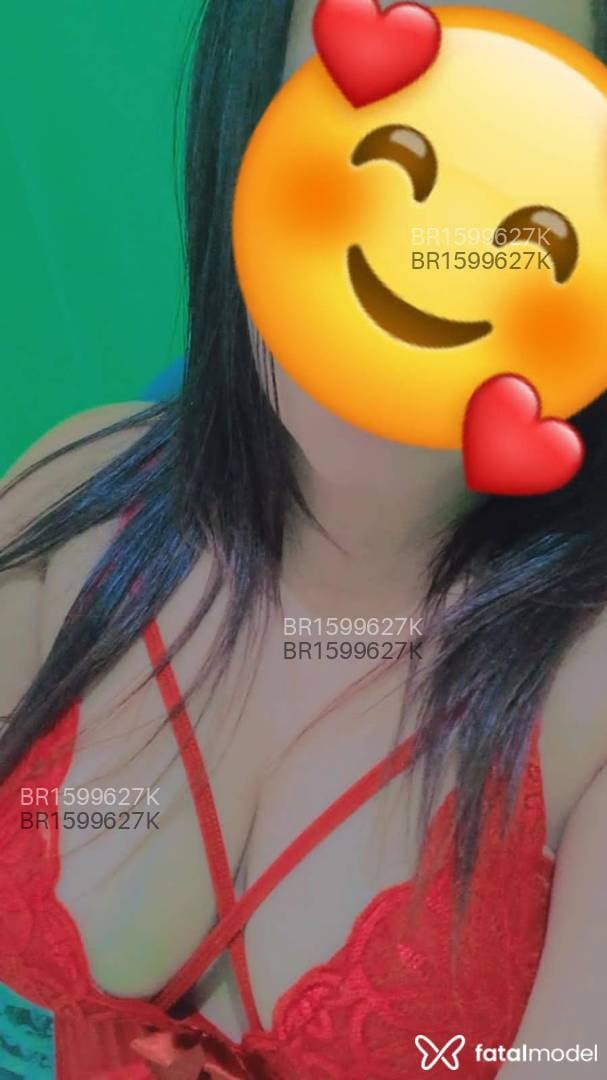 Acompanhante mulher com cabelo castanho de olhos castanhos em Rondonópolis - Carla Andrade