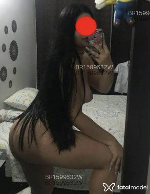 Acompanhante mulher morena (o) de olhos castanhos em Vitória - Ingrid Morena