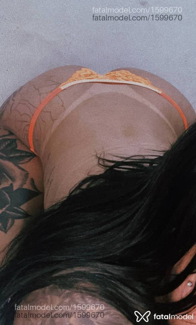Acompanhante mulher com cabelo castanho de olhos castanhos em Batatais - Maria Júlia Mello