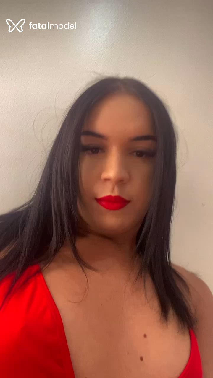 Acompanhante travesti com cabelo castanho de olhos castanhos - Thalia Gomes Acompanhante travesti com cabelo castanho de olhos castanhos - Thalia Gomes