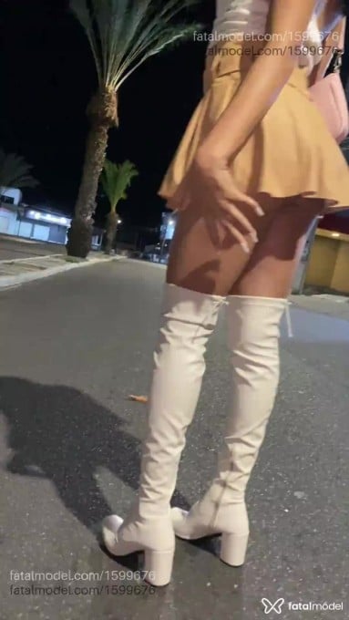 Acompanhante travesti com cabelo castanho de olhos castanhos em Petrolina - Thalia Gomes