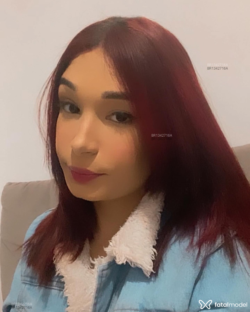 Acompanhante mulher trans com cabelo castanho de olhos castanhos em São Paulo - Jhenny