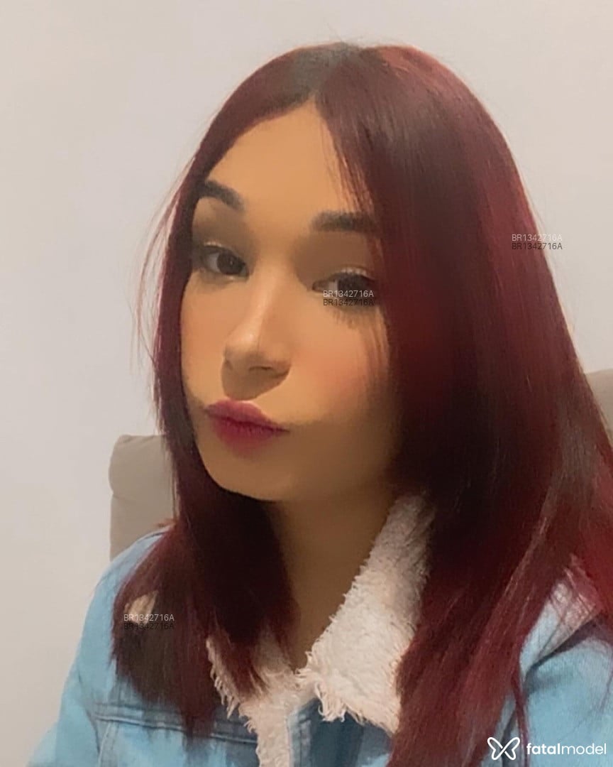 Acompanhante mulher trans com cabelo castanho de olhos castanhos em São Paulo - Jhenny
