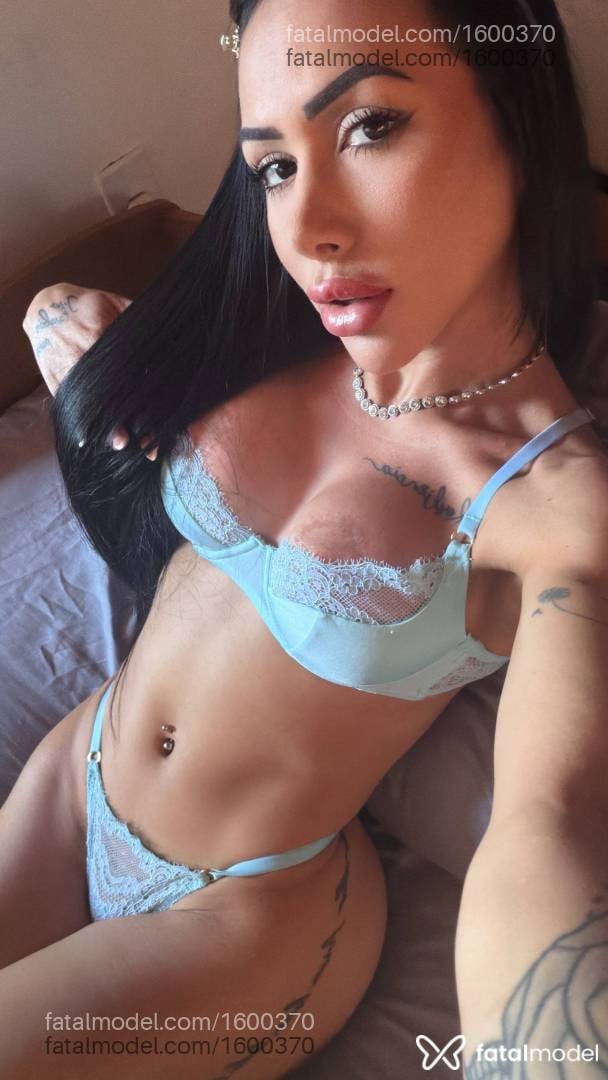 Acompanhante mulher morena (o) de olhos pretos - Paula Tavares Acompanhante mulher morena (o) de olhos pretos - Paula Tavares