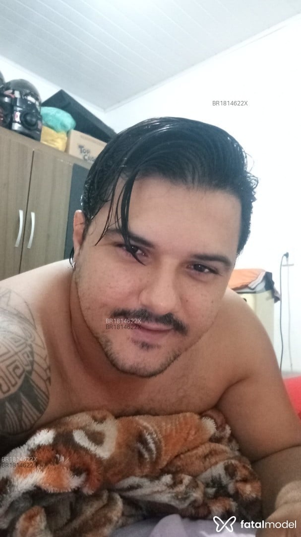 Acompanhante homem morena (o) de olhos pretos em Salvador - Miranda