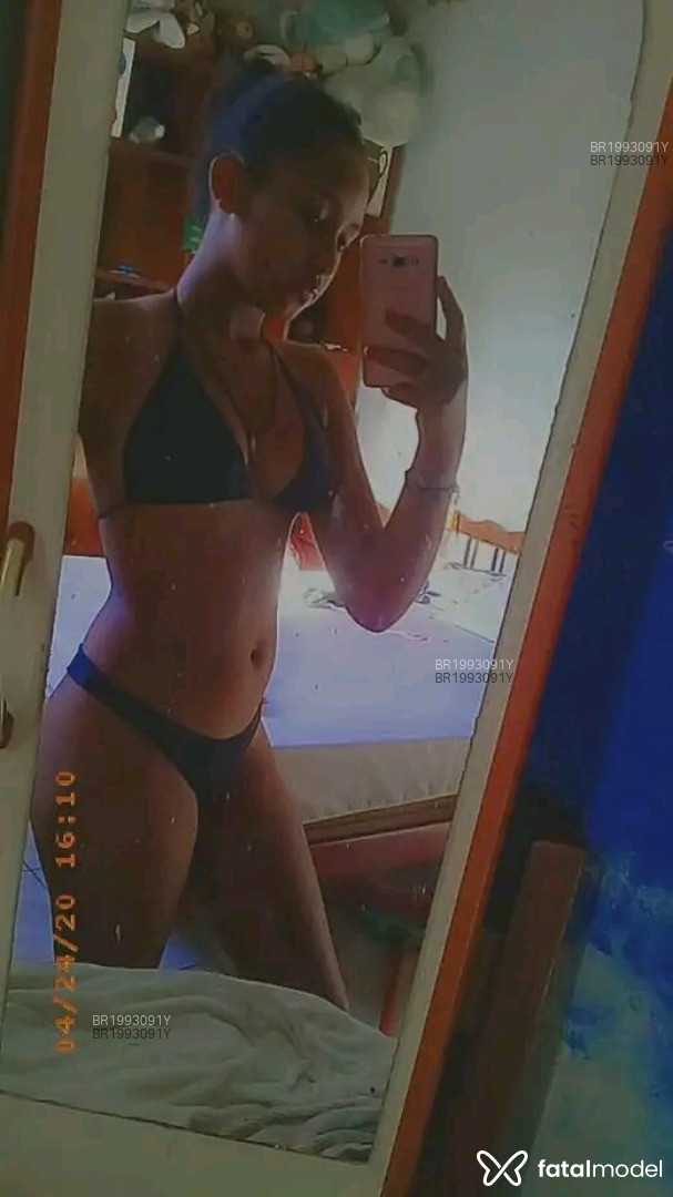 Acompanhante mulher morena (o) de olhos castanhos em Virtual - Aline Silva