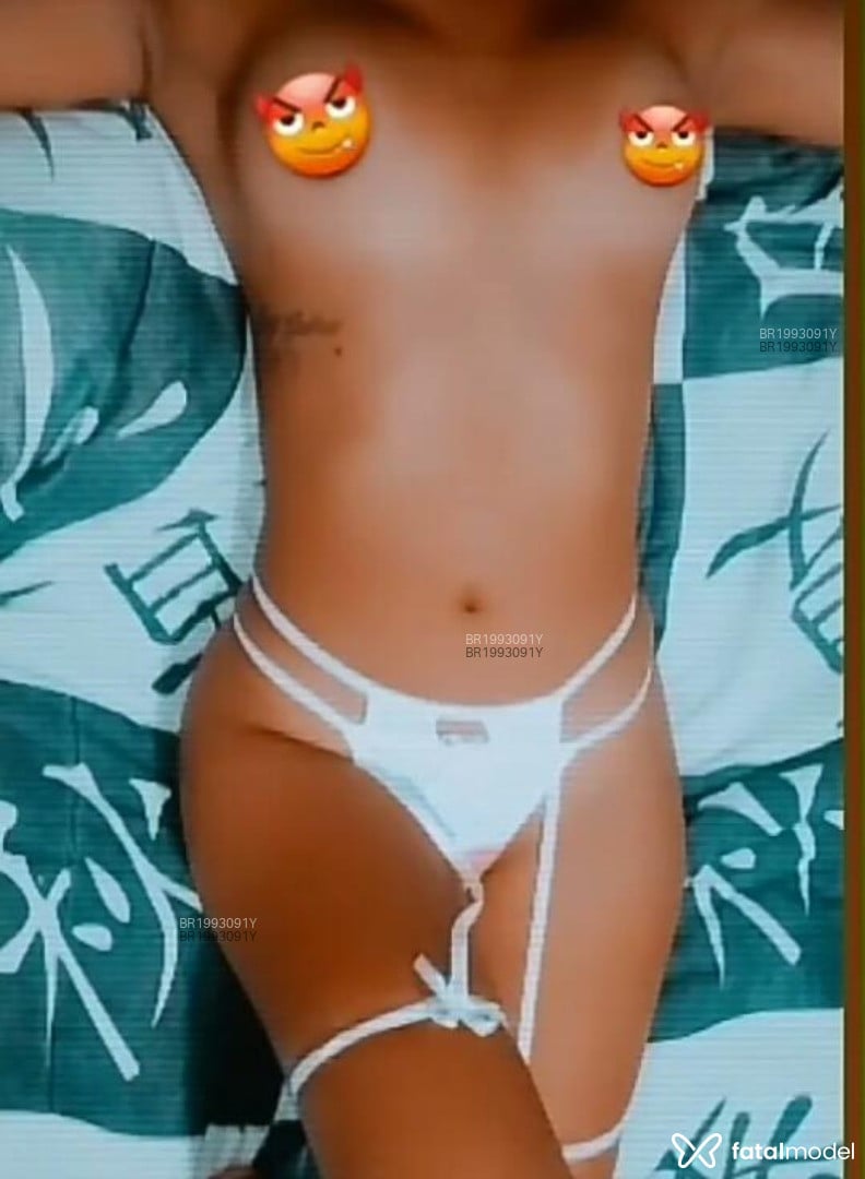 Acompanhante mulher morena (o) de olhos castanhos em Virtual - Aline Silva