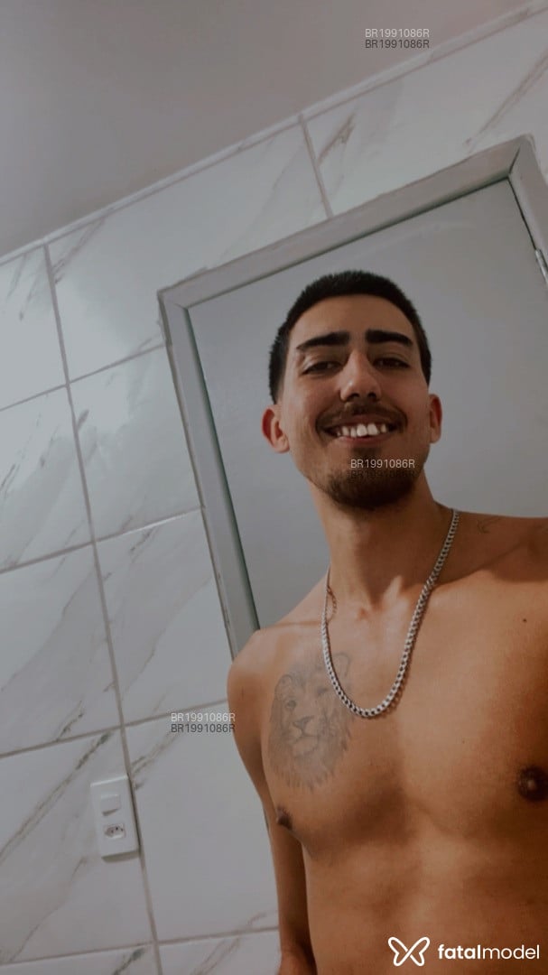 Acompanhante homem morena (o) de olhos castanhos em Rio de Janeiro - Felipe Oliveira
