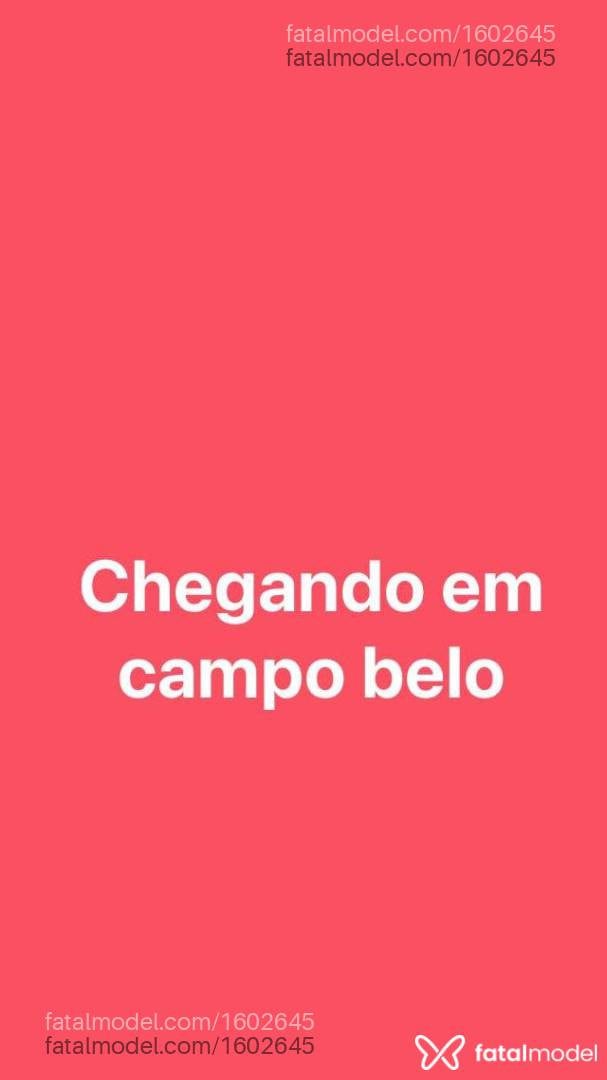 Acompanhante travesti com cabelo castanho de olhos pretos - Claudia Gonçalves