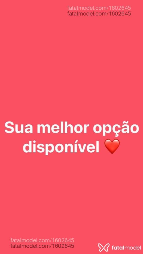 Acompanhante travesti com cabelo castanho de olhos pretos - Claudia Gonçalves
