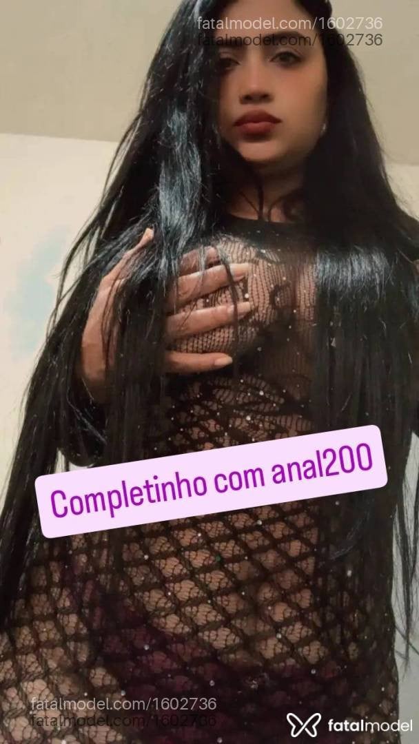 Acompanhante mulher com cabelo castanho de olhos mel - Mayumi