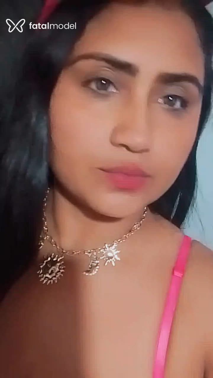Acompanhante mulher com cabelo castanho de olhos mel - Mayumi Acompanhante mulher com cabelo castanho de olhos mel - Mayumi