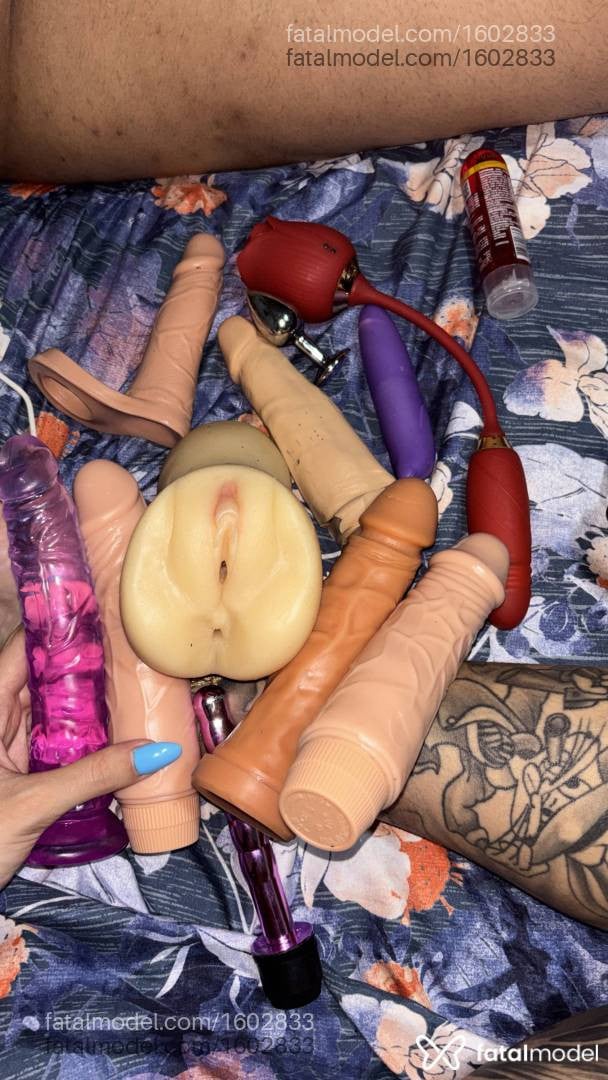 Acompanhante travesti morena (o) de olhos castanhos - Bruna
