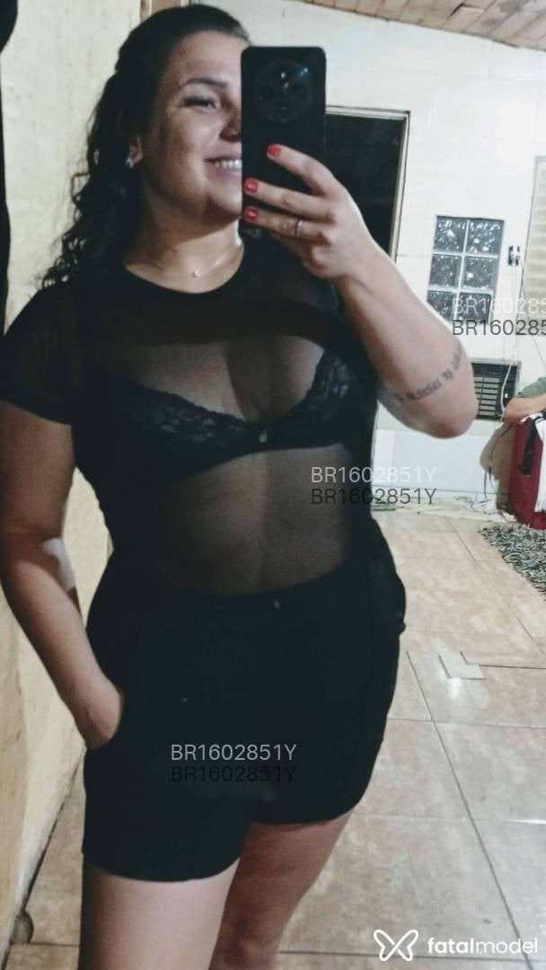 Acompanhante mulher morena (o) de olhos castanhos em Porto Alegre - Morenagbi