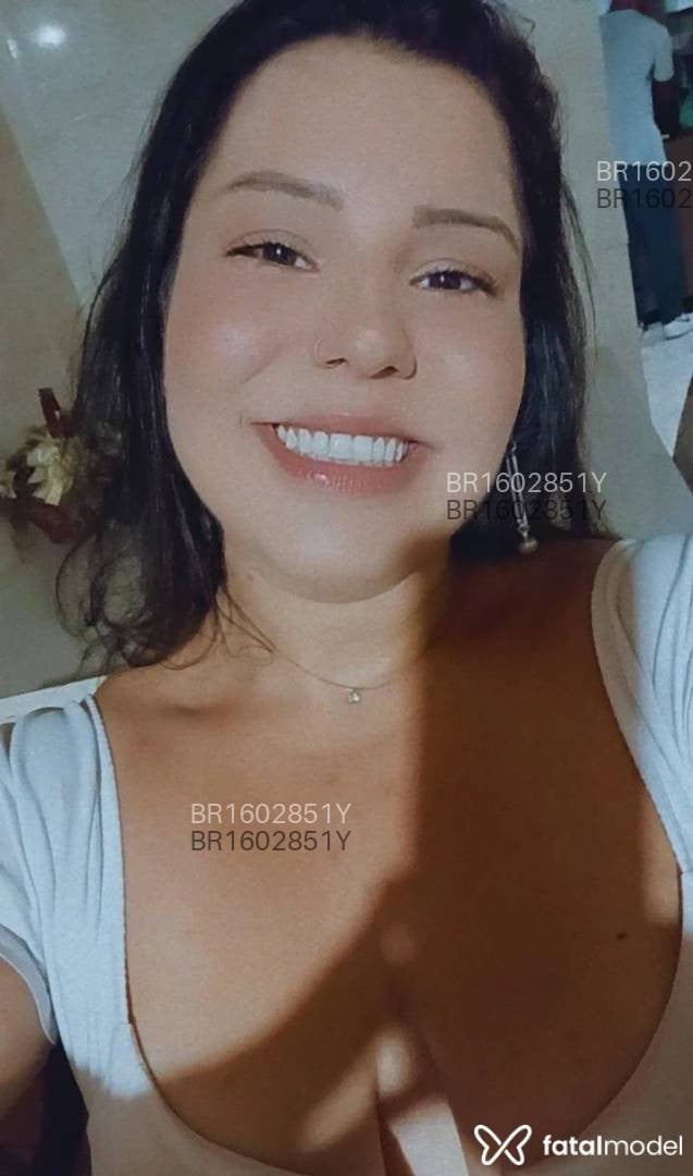 Acompanhante mulher morena (o) de olhos castanhos em Porto Alegre - Morenagbi