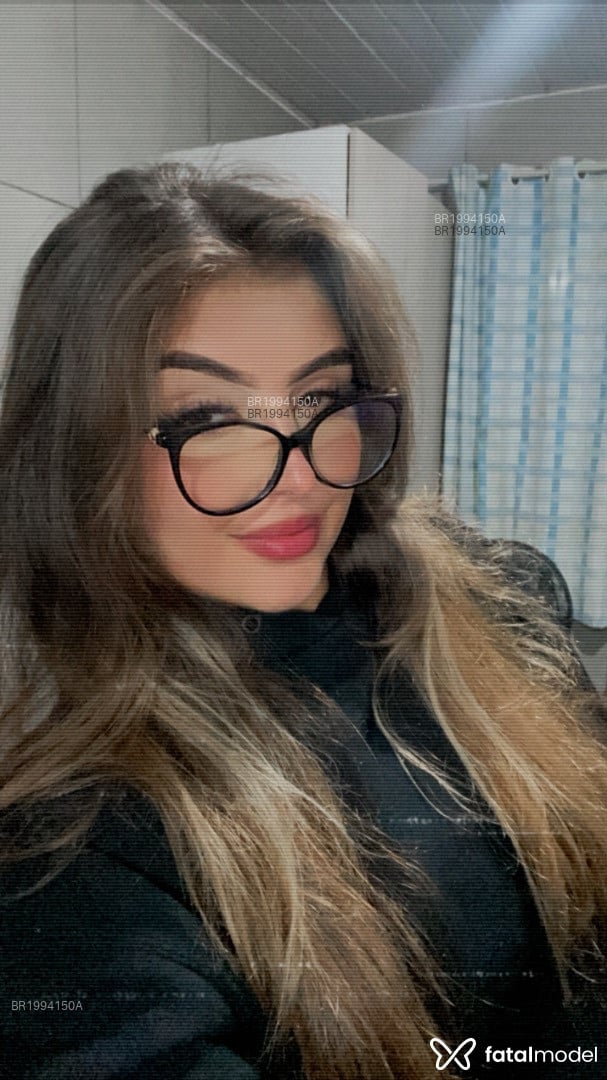 Acompanhante mulher loira (o) de olhos castanhos em São Paulo - Maria Fernanda