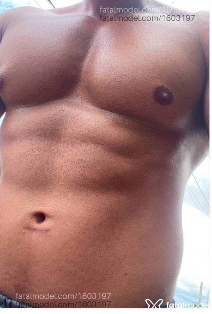 Acompanhante homem morena (o) de olhos castanhos em Araraquara - Cristiano