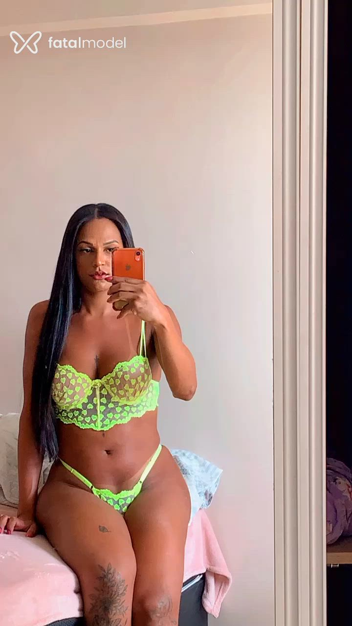 Acompanhante mulher trans com cabelo castanho de olhos castanhos em Altamira Acompanhante mulher trans com cabelo castanho de olhos castanhos em Altamira - Ketelen