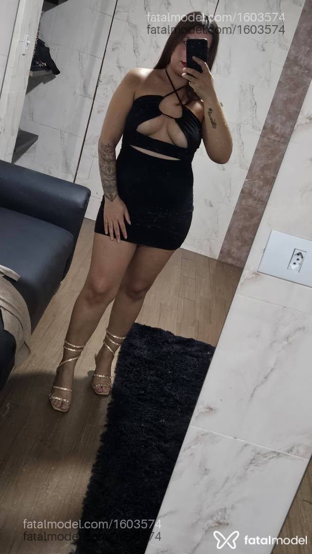 Acompanhante mulher com cabelo castanho de olhos castanhos em Maringá - Isabella Mendes