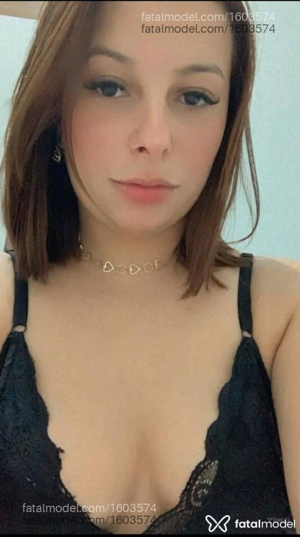 Acompanhante mulher com cabelo castanho de olhos castanhos - Isabella Mendes