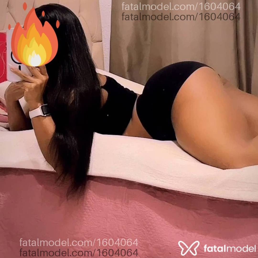 Acompanhante mulher morena (o) de olhos mel - Felícia Fênix