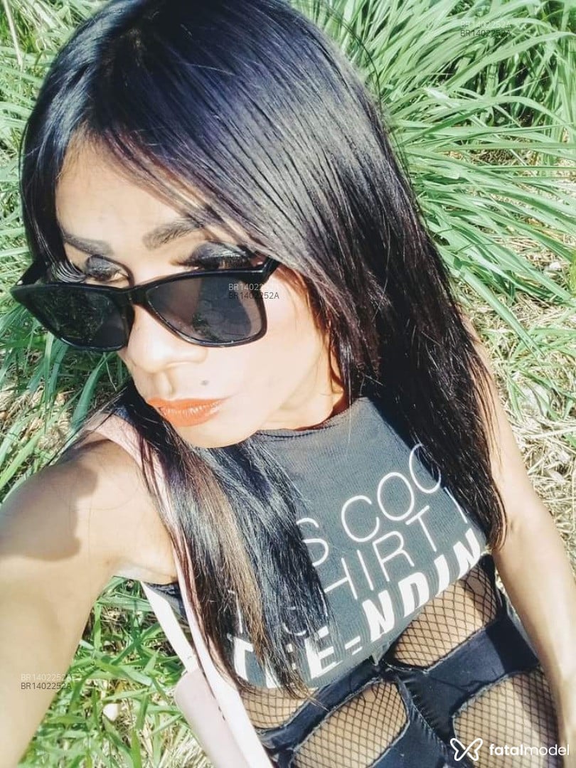 Acompanhante travesti morena (o) de olhos pretos em Campinas - Gabriella gaby